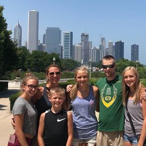 Meet your Posher, Brooke